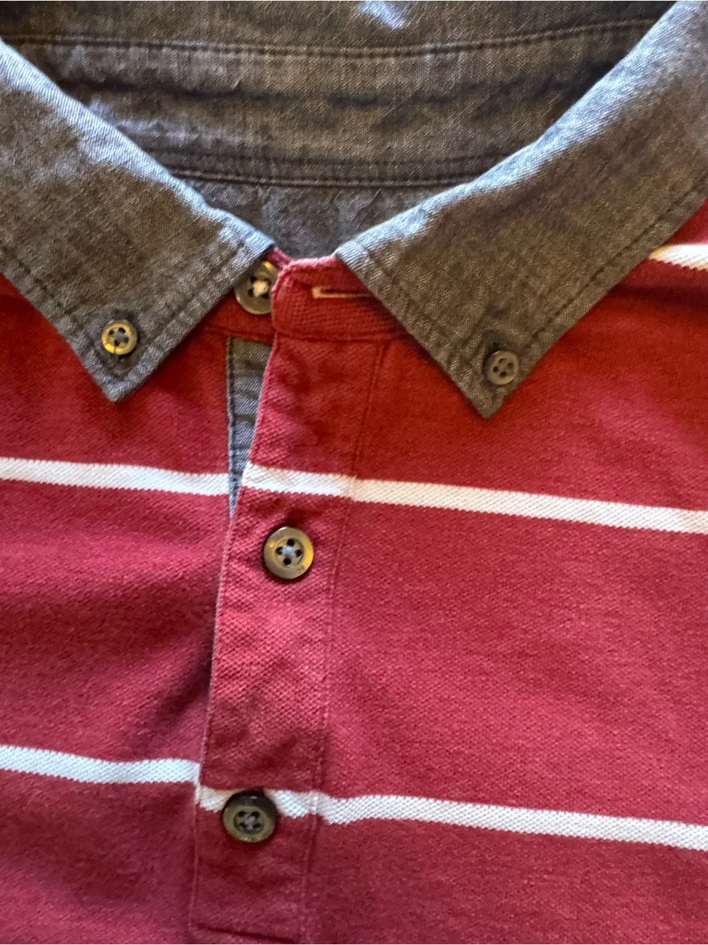 Banana Republic Burgundy and White Striped Polo with Contrast Chambray Collar me